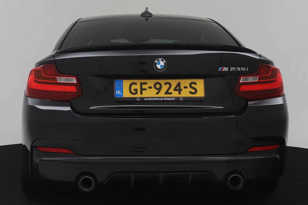 
BMW 235 M235i High Executive (NL-AUTO, AUTOMAAT, NAVIGATIE-PROFESSIONAL, STOELVERWARMING) vol									