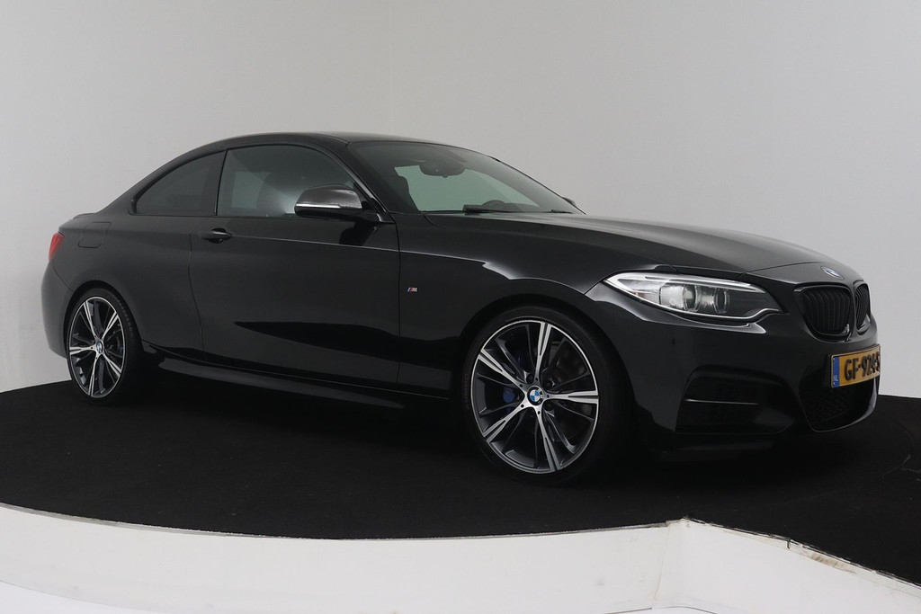 
BMW 235 M235i High Executive (NL-AUTO, AUTOMAAT, NAVIGATIE-PROFESSIONAL, STOELVERWARMING) vol									