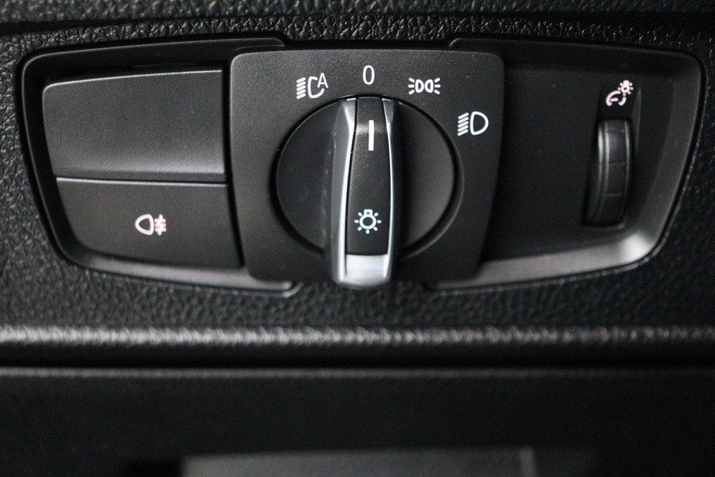 
BMW 235 M235i High Executive (NL-AUTO, AUTOMAAT, NAVIGATIE-PROFESSIONAL, STOELVERWARMING) vol									