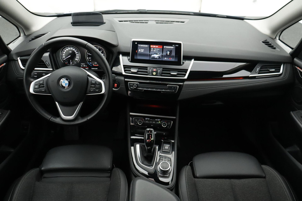 
BMW 2 Serie Gran Tourer 218i 7p. Business Edition(NL-auto, 1e Eig, Dealer OnderH, Navi Pro, Climate Con, Trekhaak, PDC, Etc) vol									