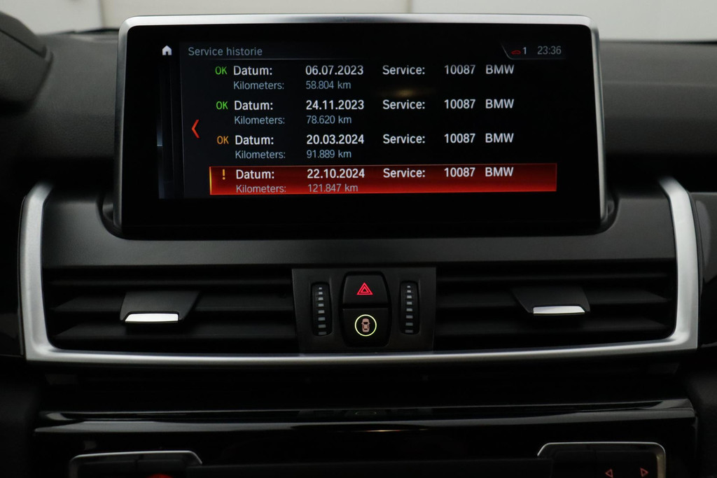 
BMW 2 Serie Gran Tourer 218i 7p. Business Edition(NL-auto, 1e Eig, Dealer OnderH, Navi Pro, Climate Con, Trekhaak, PDC, Etc) vol									