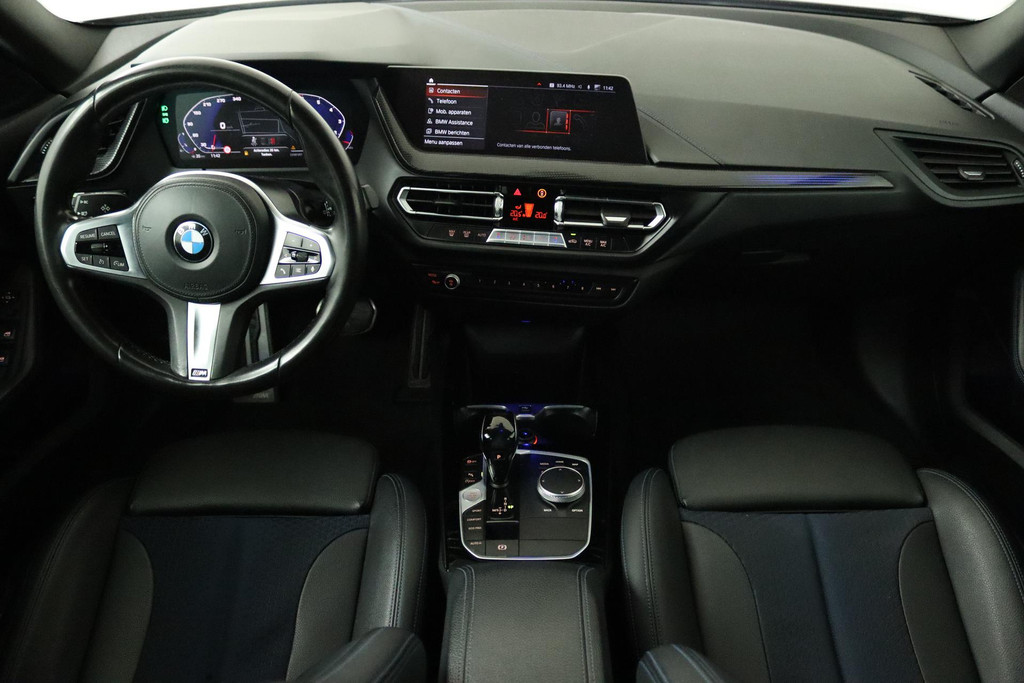 
BMW 2 Serie Gran Coupé 218i Executive Edition (PARKEERSENSOREN, CRUISE CONTROL, NAVIGATIE, NL-AUTO, DEALER ONDERHOUDEN) vol									