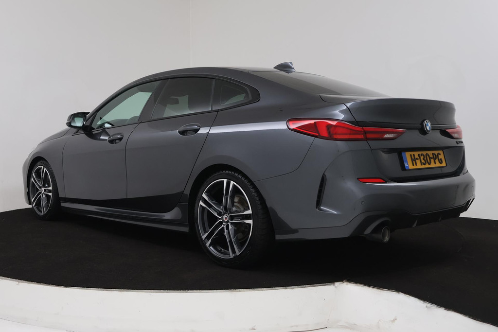 
BMW 2 Serie Gran Coupé 218i Executive Edition (PARKEERSENSOREN, CRUISE CONTROL, NAVIGATIE, NL-AUTO, DEALER ONDERHOUDEN) vol									