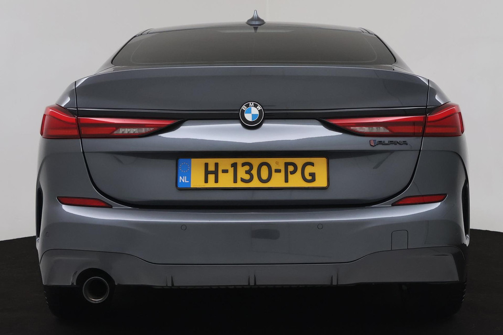 
BMW 2 Serie Gran Coupé 218i Executive Edition (PARKEERSENSOREN, CRUISE CONTROL, NAVIGATIE, NL-AUTO, DEALER ONDERHOUDEN) vol									