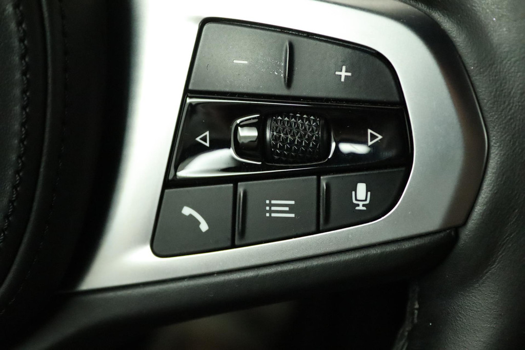 
BMW 2 Serie Gran Coupé 218i Executive Edition (PARKEERSENSOREN, CRUISE CONTROL, NAVIGATIE, NL-AUTO, DEALER ONDERHOUDEN) vol									