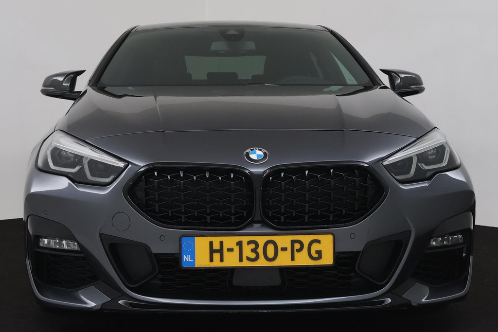 
BMW 2 Serie Gran Coupé 218i Executive Edition (PARKEERSENSOREN, CRUISE CONTROL, NAVIGATIE, NL-AUTO, DEALER ONDERHOUDEN) vol									