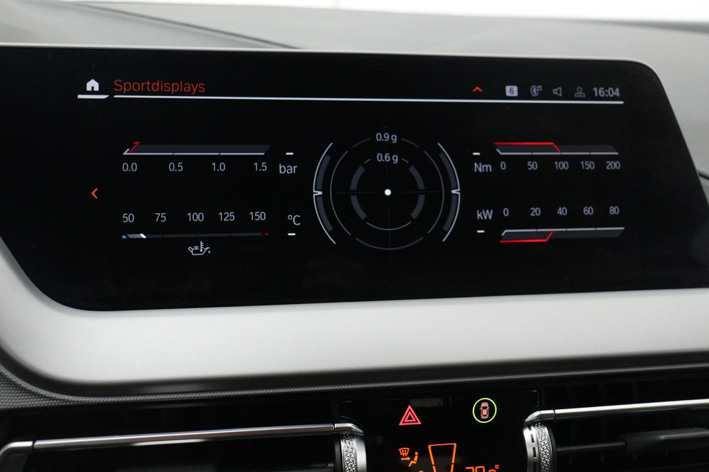 
BMW 1-serie 116i Business Edition Plus(Fabrieksgarantie, Carplay, StoelV, Parkeersensoren, Cruise Con, Etc) vol									