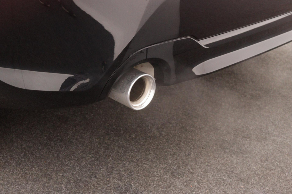 
BMW 1-serie 116i Business Edition Plus(Fabrieksgarantie, Carplay, StoelV, Parkeersensoren, Cruise Con, Etc) vol									