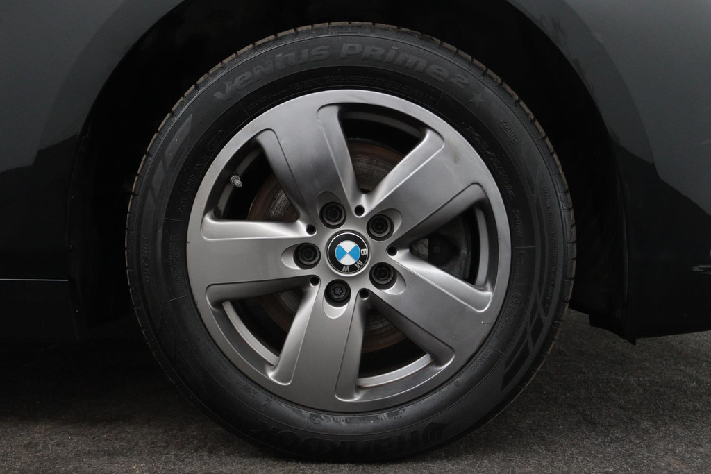 
BMW 1-serie 118i Executive Edition (1e Eig, NL-auto, Dealer onderH Carplay/ Android, Navi-groot, PDC V+A, Cruise Control, Etc) vol									