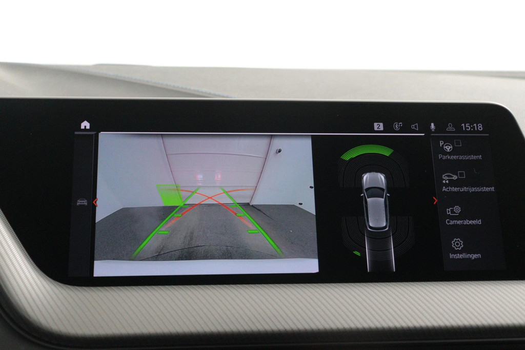 
BMW 1-serie 118i Executive Edition M-SPORT (1e Eig, NL-auto, Dealer OndH, Carplay/ Android, Navi-groot, PDC V+A, Cruise Contr Etc) vol									