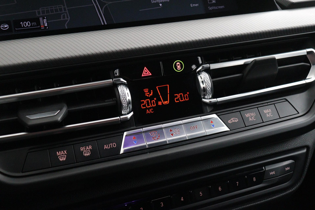 
BMW 1-serie 118i Executive Edition M-SPORT (1e Eig, NL-auto, Dealer OndH, Carplay/ Android, Navi-groot, PDC V+A, Cruise Contr Etc) vol									