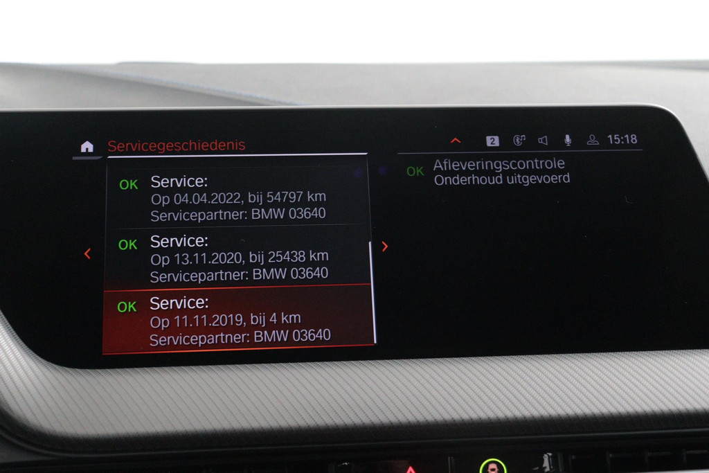 
BMW 1-serie 118i Executive Edition M-SPORT (1e Eig, NL-auto, Dealer OndH, Carplay/ Android, Navi-groot, PDC V+A, Cruise Contr Etc) vol									