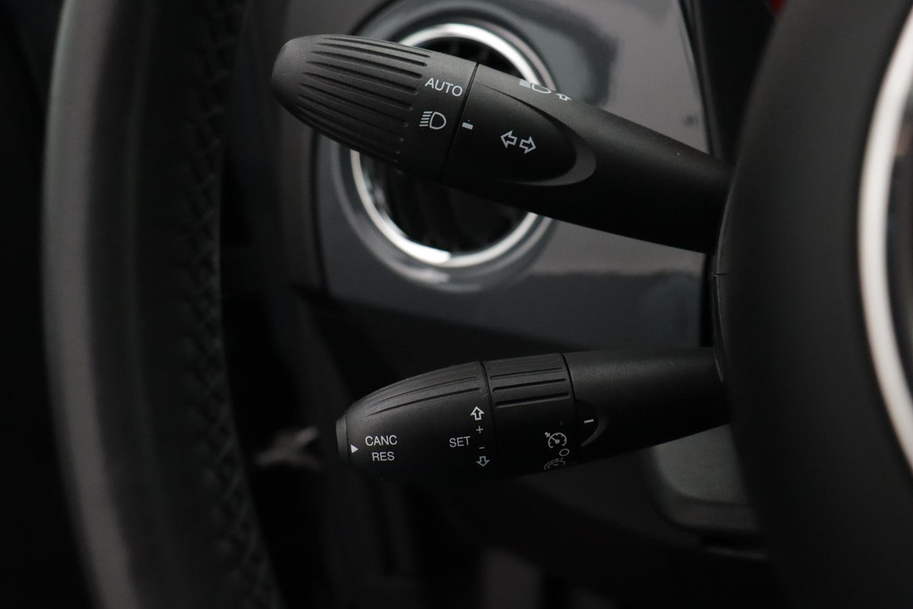 
Fiat 500 0.9 TwinAir Turbo Lounge (NL-auto,1e Eig, Zeer Goed OnderH, Panorama, Navi, Airco, Cruise Con, Etc) vol									