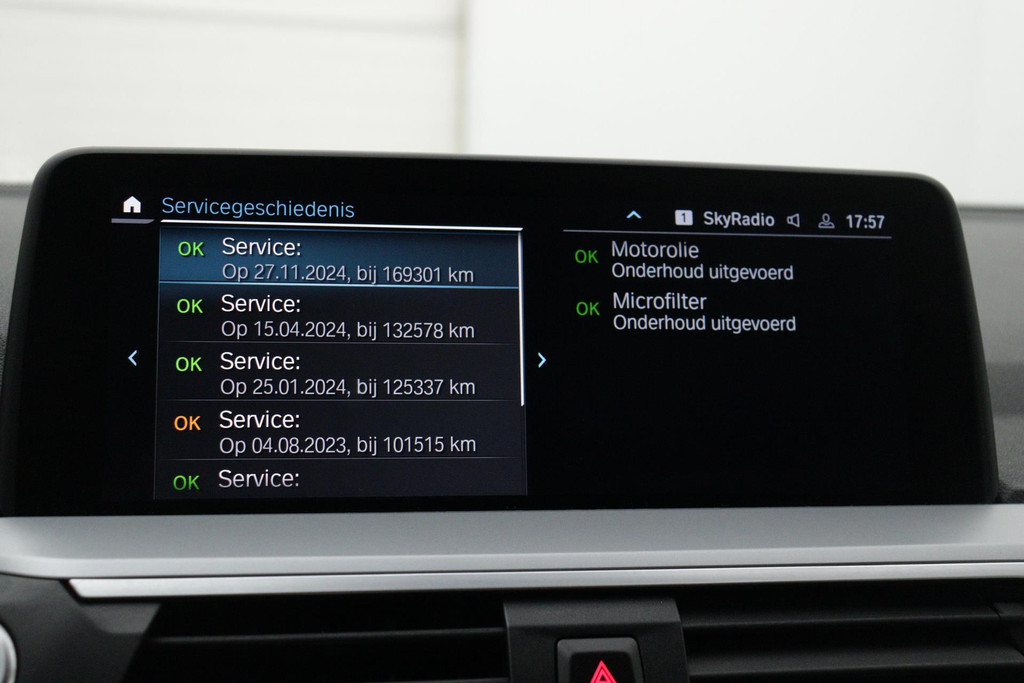 
BMW X3 XDrive30e High Executive(NL-auto, 1e Eig, Dealer onderH, Carplay/ Android, Harman/Kardon, Parkeersensoren V+A, Etc) vol									