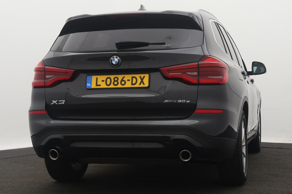 
BMW X3 XDrive30e High Executive(NL-auto, 1e Eig, Dealer onderH, Carplay/ Android, Harman/Kardon, Parkeersensoren V+A, Etc) vol									