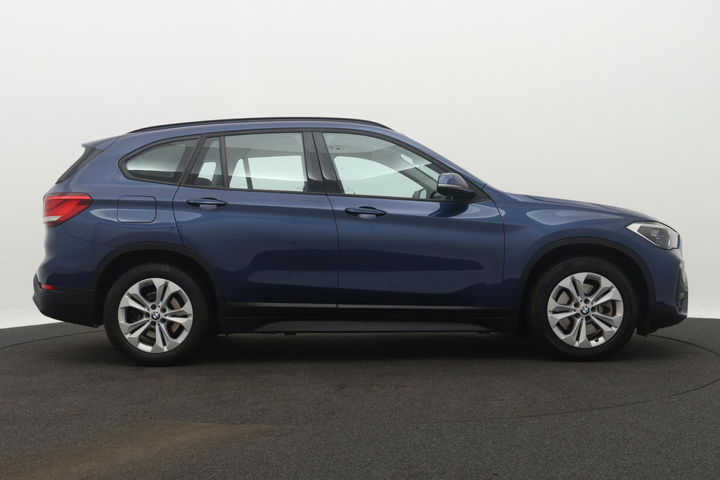 
BMW X1 XDrive25e eDrive Edition(NL-auto, 1e Eig, Dealer OnderH, Carplay, Head-up, StoelV, Navi Pro, PDC V+A, Leder, Etc) vol									