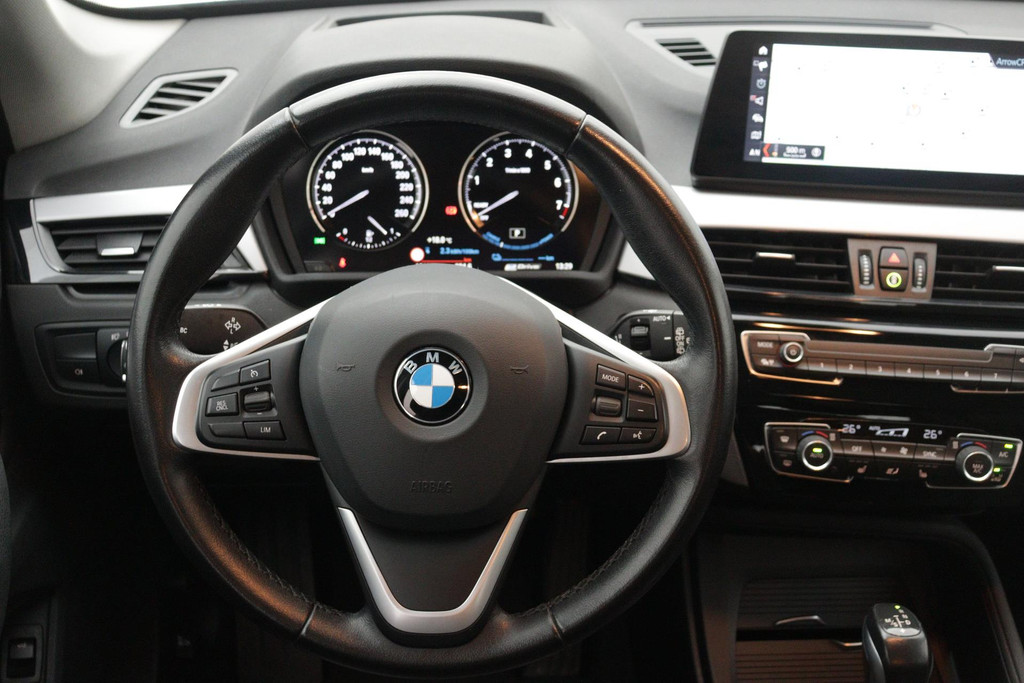 
BMW X1 XDrive25e eDrive Edition(NL-auto, 1e Eig, Dealer OnderH, Carplay, Head-up, StoelV, Navi Pro, PDC V+A, Leder, Etc) vol									