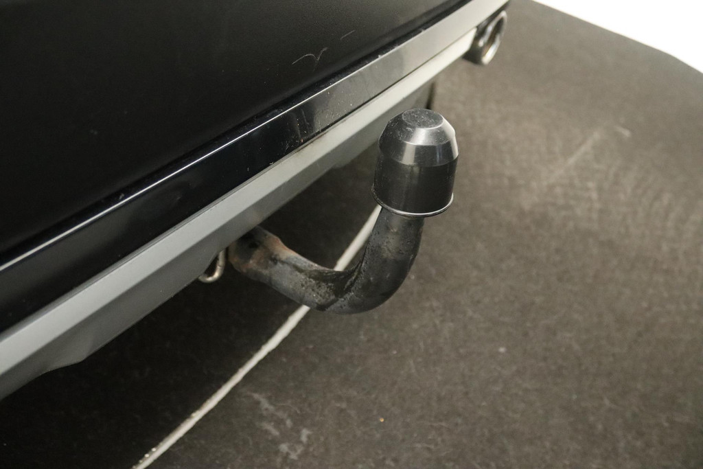 
BMW X1 SDrive20i High Executive (PANORAMADAK, PARKEERSENSOREN, TREKHAAK AFNEEMBAAR, CRUISE, NL-AUTO, DEALER ONDERHOUDEN) vol									