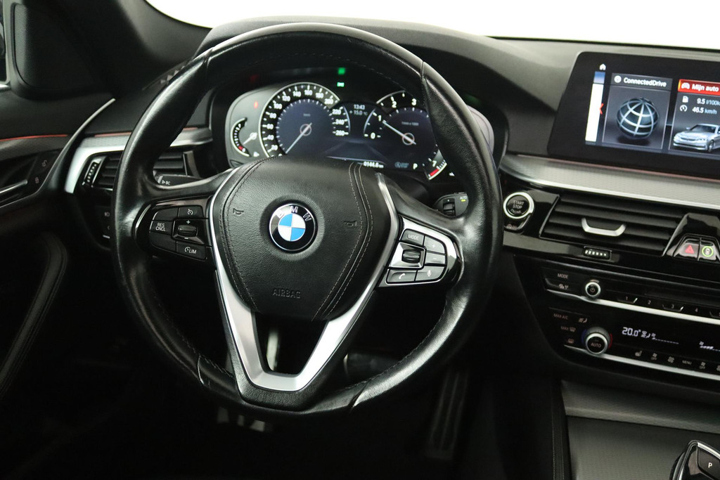 
BMW 5 Serie Touring 520i High Executive (PANORAMADAK, STOELVERWARMING, LEER, NAVI, CRUISE, ELEKTR STOEL, DEALER ONDERHOUDEN) vol									
