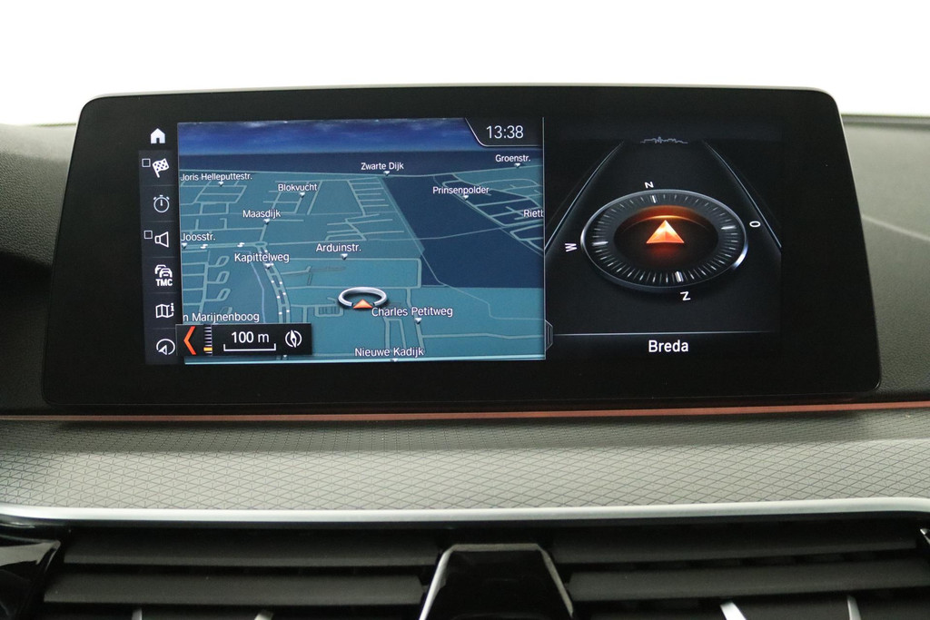 
BMW 5 Serie Touring 520i High Executive (PANORAMADAK, STOELVERWARMING, LEER, NAVI, CRUISE, ELEKTR STOEL, DEALER ONDERHOUDEN) vol									