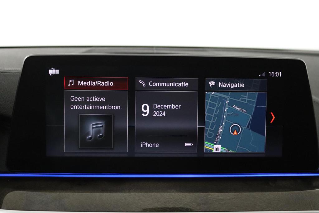 
BMW 5 Serie Touring 520i Corporate Lease High Executive Automaat (VIRTUAL, PANORAMADAK, NAVIGATIE, STOELV, GOED ONDERH, NL-AUTO) vol									