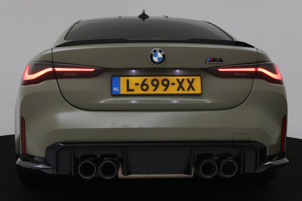 
BMW 4 Serie Coupé M4 Competition (NL-auto, 1e Eig, Dealer Onderhouden, Akrapovic Uitlaat, Alarm Klasse 5, VOL!!!) vol									
