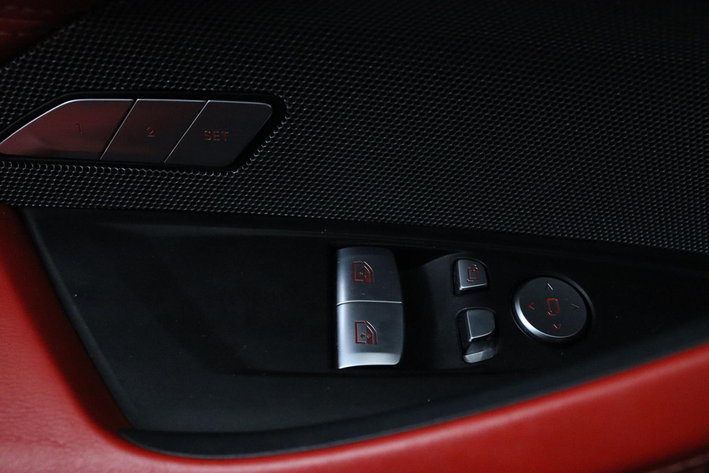 
BMW 4 Serie Coupé M4 Competition (NL-auto, 1e Eig, Dealer Onderhouden, Akrapovic Uitlaat, Alarm Klasse 5, VOL!!!) vol									