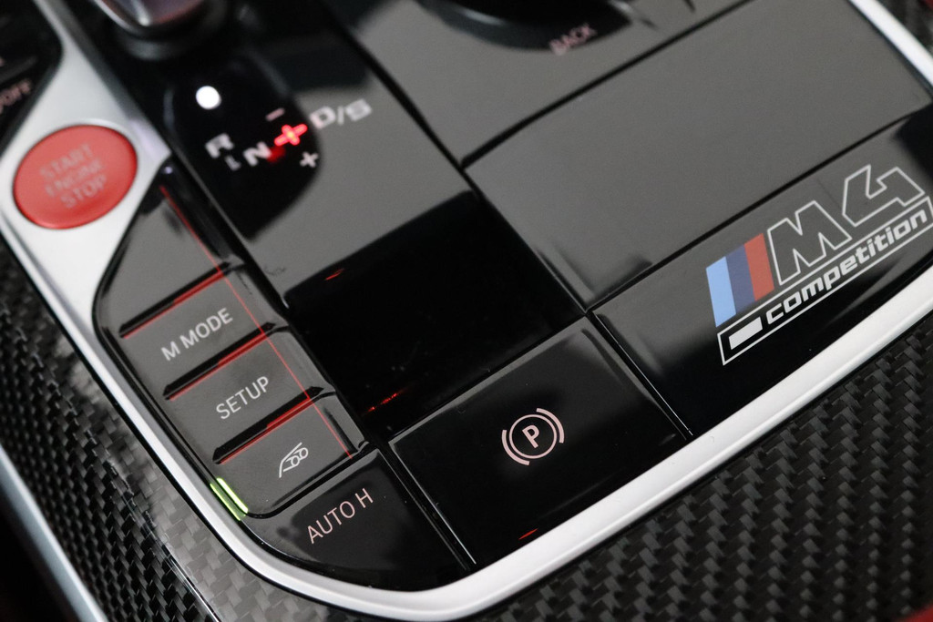 
BMW 4 Serie Coupé M4 Competition (NL-auto, 1e Eig, Dealer Onderhouden, Akrapovic Uitlaat, Alarm Klasse 5, VOL!!!) vol									