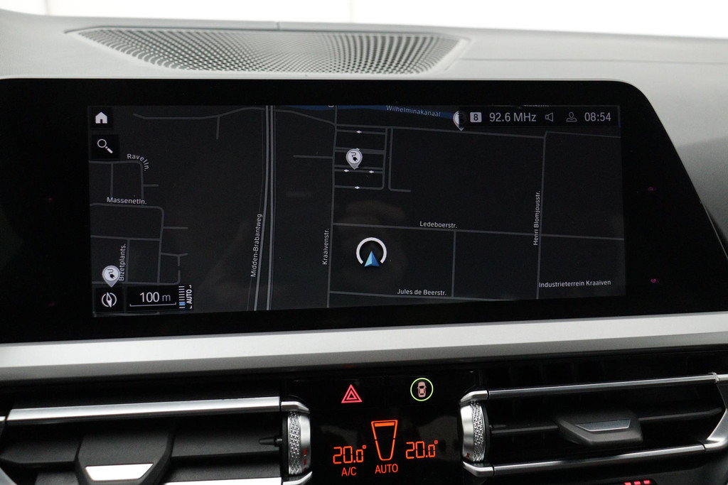 
BMW 3-serie 330e eDrive Edition Sport-Line (NL-auto, 1e Eig, Dealer OnderH, Carplay, Camera, StoelV, Addpt Cruise, Leder, Etc) vol									