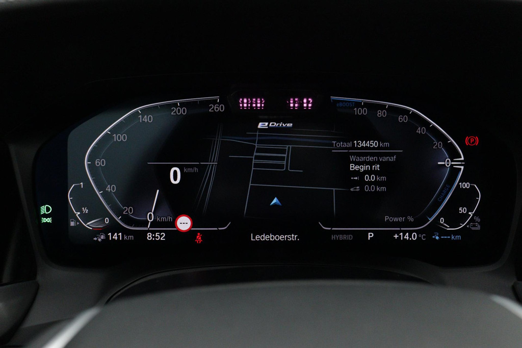 
BMW 3-serie 330e eDrive Edition Sport-Line (NL-auto, 1e Eig, Dealer OnderH, Carplay, Camera, StoelV, Addpt Cruise, Leder, Etc) vol									