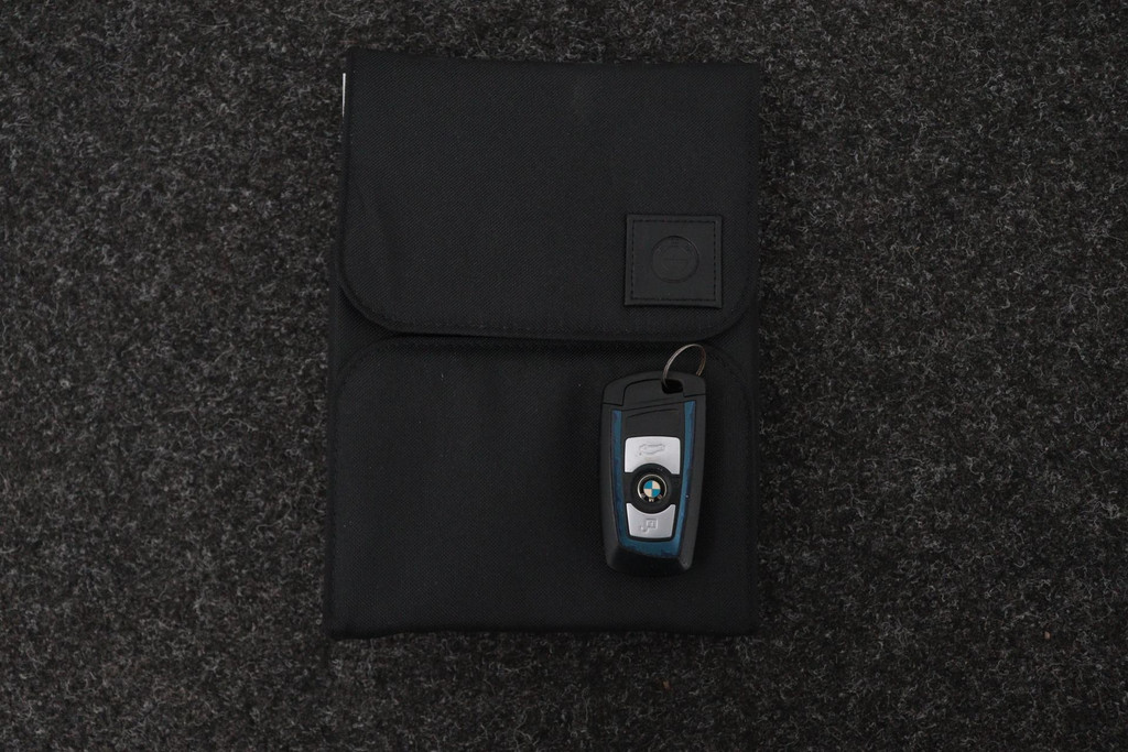 
BMW 3-serie 320i Corporate Lease Executive M-SPORT (NL-auto, Dealer OnderH, Panorama, Carplay, Navi Pro, PDC, Climate Con, Etc) vol									