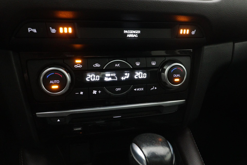 
Mazda 6 2.5 SkyActiv-G 192 GT-M Automaat (PANORAMADAK, STOELVERWARMING, HEAD-UP, CAMERA, ADAPTIVE CRUISE, SFEERVERLICHTING) vol									