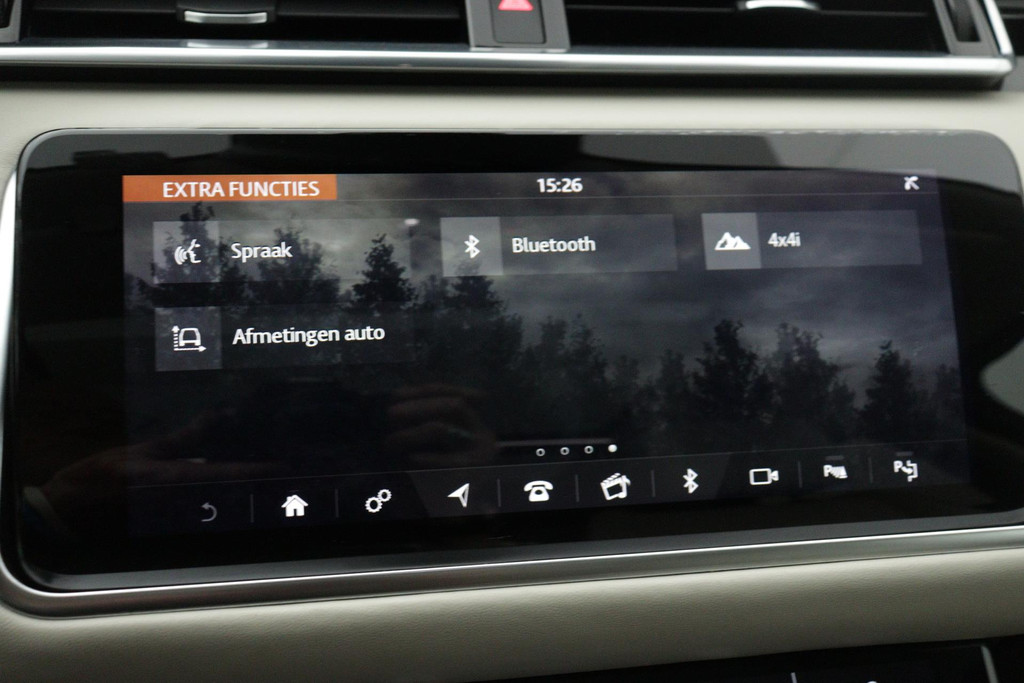 
Land Rover Range Rover Velar 2.0 P300 Turbo AWD Dynamic HSE(1e Eig, Dealer OnderH, Pano, StoelV/Koeling, Camera, Carplay, Etc) vol									