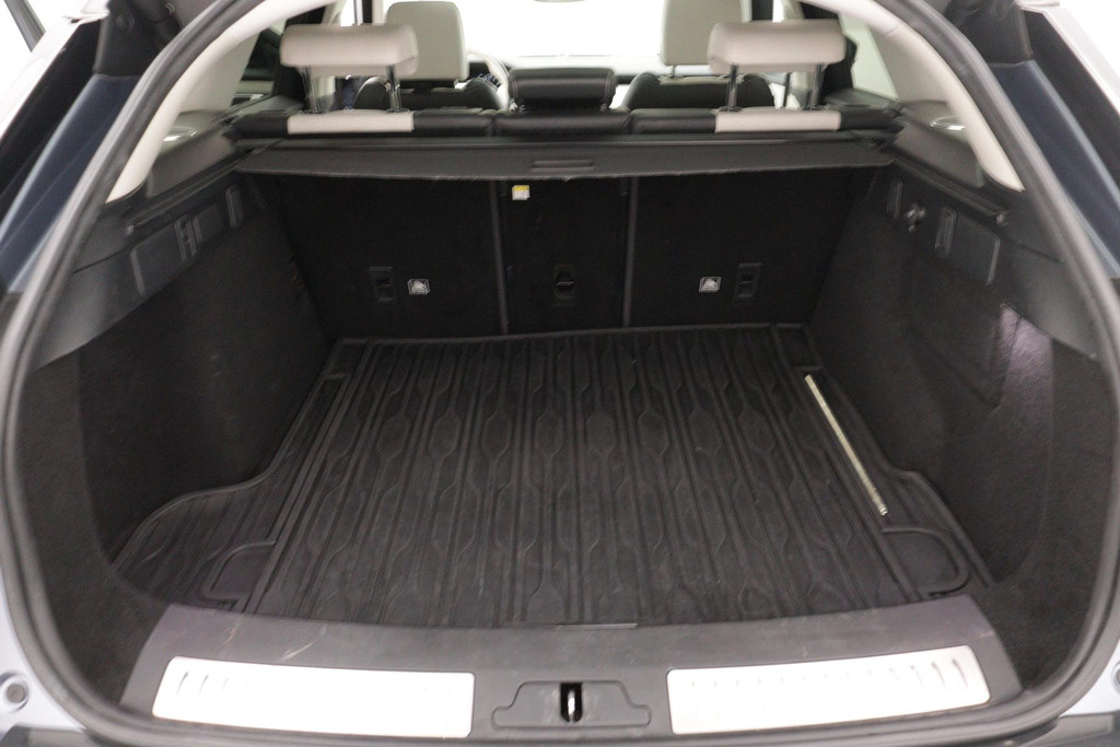 
Land Rover Range Rover Velar 2.0 P300 Turbo AWD Dynamic HSE(1e Eig, Dealer OnderH, Pano, StoelV/Koeling, Camera, Carplay, Etc) vol									