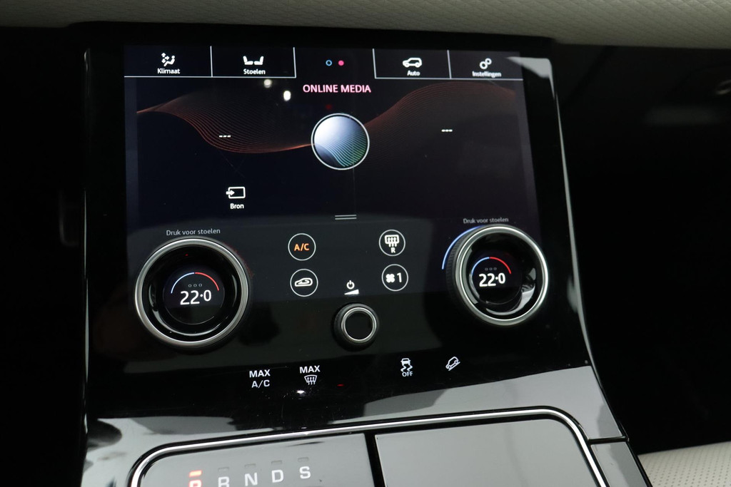 
Land Rover Range Rover Velar 2.0 P250 Turbo AWD R-Dynamic HSE(1e eig, Dealer OnderH, Panorama, Carplay, Camera’s, Lane Assist,Etc) vol									