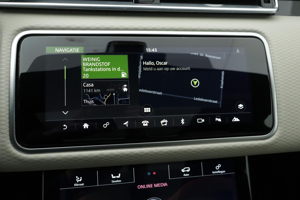 
Land Rover Range Rover Velar 2.0 P250 Turbo AWD R-Dynamic HSE(1e eig, Dealer OnderH, Panorama, Carplay, Camera’s, Lane Assist,Etc) vol									