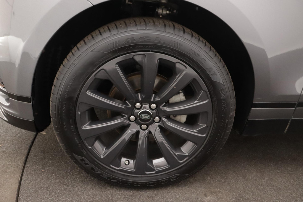 
Land Rover Range Rover Velar 2.0 P250 Turbo AWD R-Dynamic HSE(1e eig, Dealer OnderH, Panorama, Carplay, Camera’s, Lane Assist,Etc) vol									