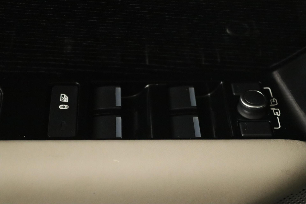 
Land Rover Range Rover Velar P300 Turbo AWD R-Dynamic HSE (PANORAMADAK, STOELKOELING, CARPLAY, HEAD-UP, MERIDIAN) vol									