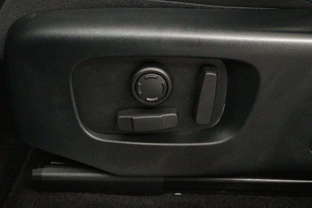 
Land Rover Range Rover Sport 2.0 P400e HSE Dynamic (PANO, TREKHAAK, ELEKTR STOELEN, MERIDIAN, STUUR/STOEL VERWARMING, CAMERA) vol									