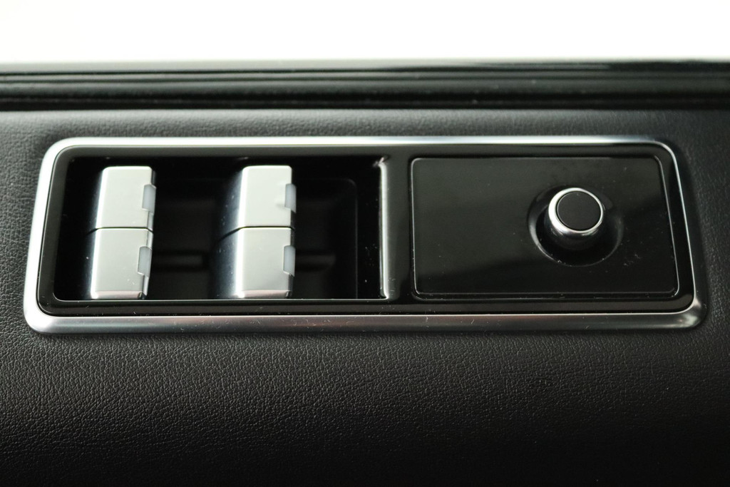 
Land Rover Range Rover Sport P400e Autobiography Dynamic SVR kleur AANBIEDING! (Dealer OnderH, Panorama, Massage Stoelen, Etc) vol									