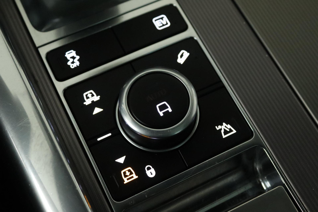 
Land Rover Range Rover Sport P400e Autobiography Dynamic SVR kleur AANBIEDING! (Dealer OnderH, Panorama, Massage Stoelen, Etc) vol									