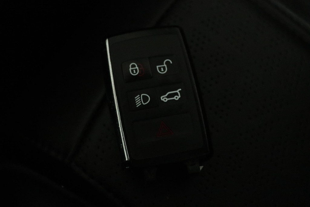 
Land Rover Range Rover Sport P400e Autobiography Dynamic SVR kleur AANBIEDING! (Dealer OnderH, Panorama, Massage Stoelen, Etc) vol									