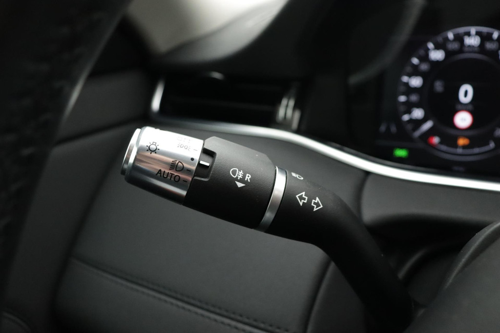 
Land Rover Range Rover Evoque 1.5 P300e AWD(1e eig, DealerOnderH, Navi, Stuur/stoelV, Camera, Trekhaak, Carplay, Etc) vol									