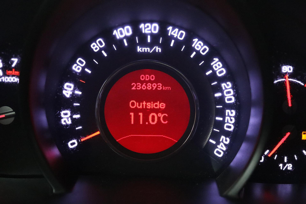 
Kia Sportage 1.6 GDI X-ecutive Plus Pack (PANORAMADAK, TREKHAAK, CRUISE CONTROL, BLUETOOTH, NL-AUTO) vol									