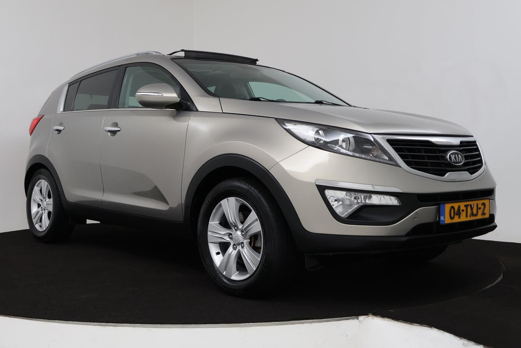 
Kia Sportage 1.6 GDI X-ecutive Plus Pack (PANORAMADAK, TREKHAAK, CRUISE CONTROL, BLUETOOTH, NL-AUTO) vol									
