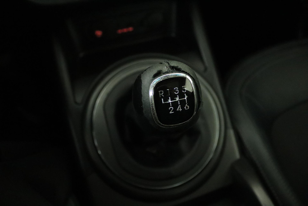 
Kia Sportage 1.6 GDI X-ecutive Plus Pack (PANORAMADAK, TREKHAAK, CRUISE CONTROL, BLUETOOTH, NL-AUTO) vol									