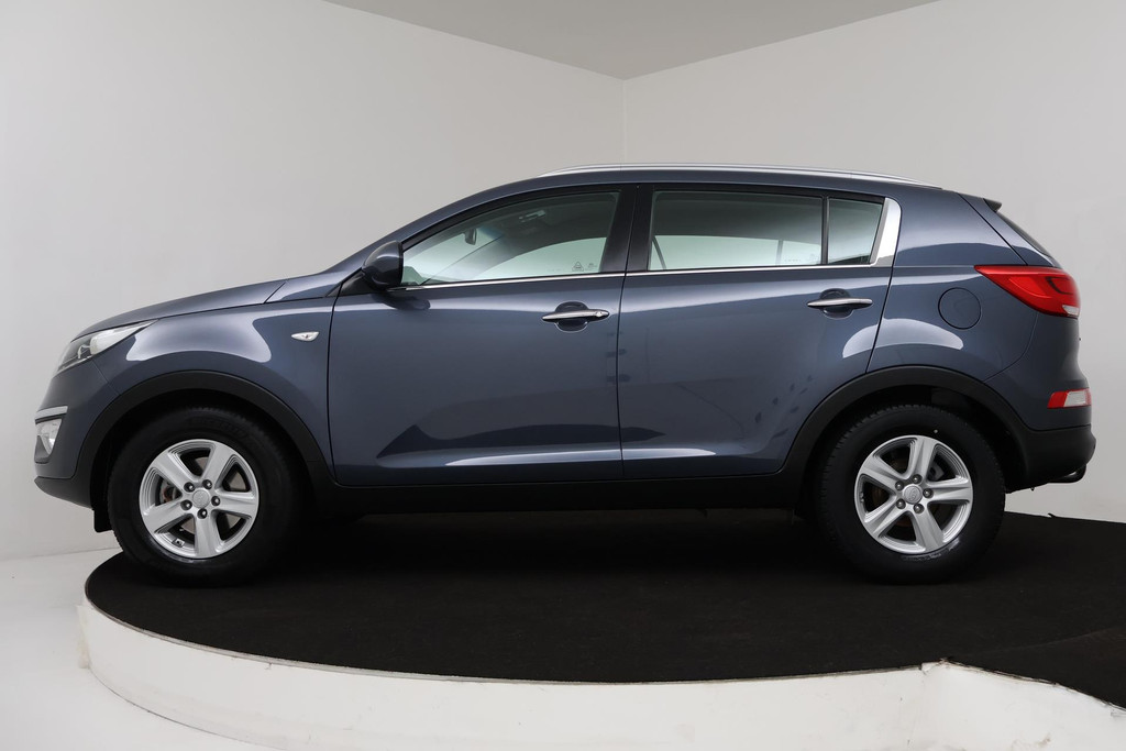 
Kia Sportage 1.6 GDI X-treme ComfortLine (TREKHAAK, PARKEERSENSOREN, ACHTERUIRIJCAMERA, NAVIGATIE, CRUISE CONTROL, NL-AUTO) vol									