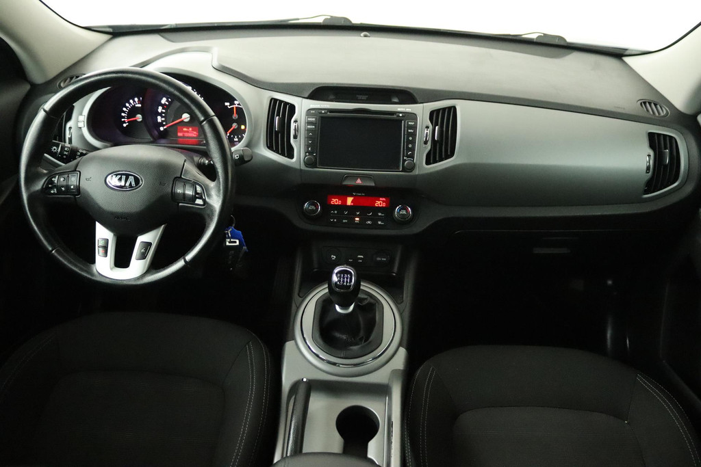 
Kia Sportage 1.6 GDI X-treme ComfortLine (TREKHAAK, PARKEERSENSOREN, ACHTERUIRIJCAMERA, NAVIGATIE, CRUISE CONTROL, NL-AUTO) vol									