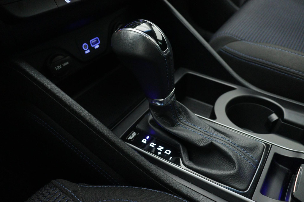 
Hyundai Tucson 1.6 T-GDi Comfort 4WD Automaat (PANORAMADAK, CAMERA, STOEL-/STUURVERWARMING, TREKHAAK AFNEEMBAAR, GOED ONDERHOUDEN) vol									