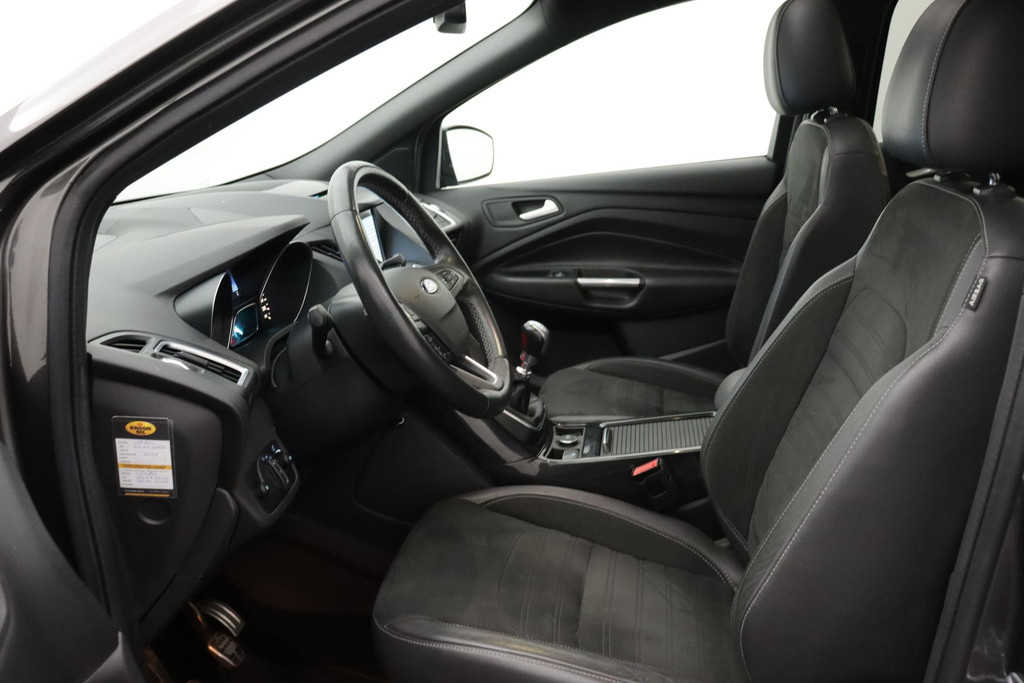
Ford Kuga 1.5 EcoBoost Vignale(Zeer goed OnderH, Panoramadak, Stoel/ Stuur Verwarming, Navigatie, PDC, Etc) vol									